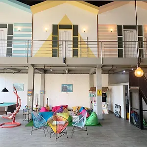 Hut Hostal Kuta Lombok